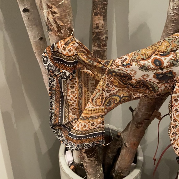 Fig and Flower boho top - Picture 3 of 5